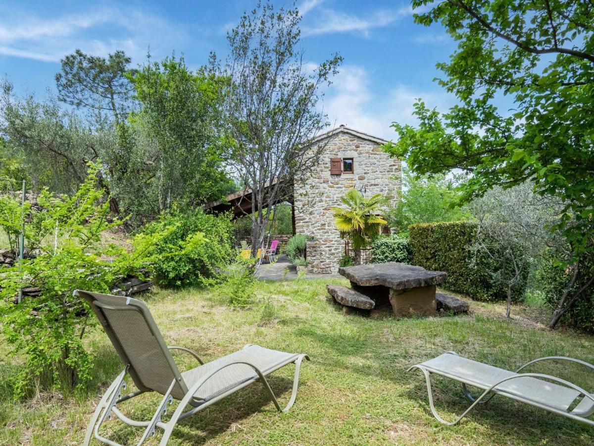 Classy Holiday Home In Les Vans With Pool Chambonas Kültér fotó
