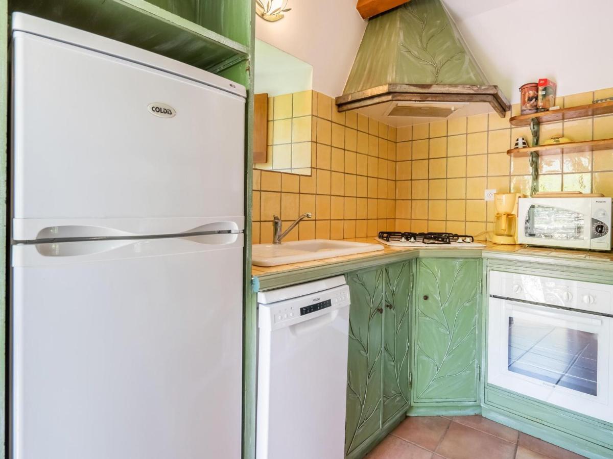 Classy Holiday Home In Les Vans With Pool Chambonas Kültér fotó